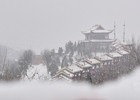 瑞雪扮金龙山