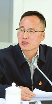 李栋军保障人民群众健康福祉