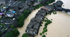 重庆黔江遭遇强降雨袭击