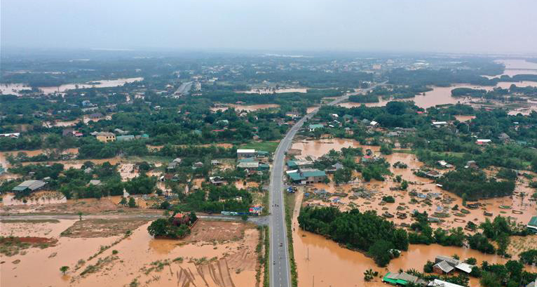 越南中部等地暴雨已致28人死亡