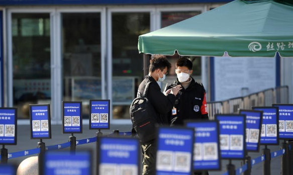 银川:铁路部门加强防控 助力“动态清零”