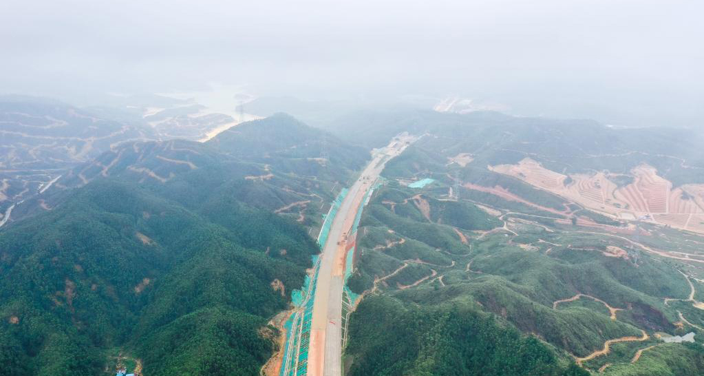 黄茅海跨海通道建设进展顺利