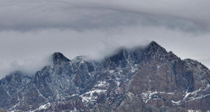 雪后贺兰山