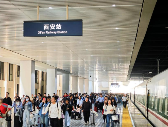 5月1日全国铁路预计发送旅客2250万人次