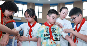 弘扬红十字精神 学习急救知识