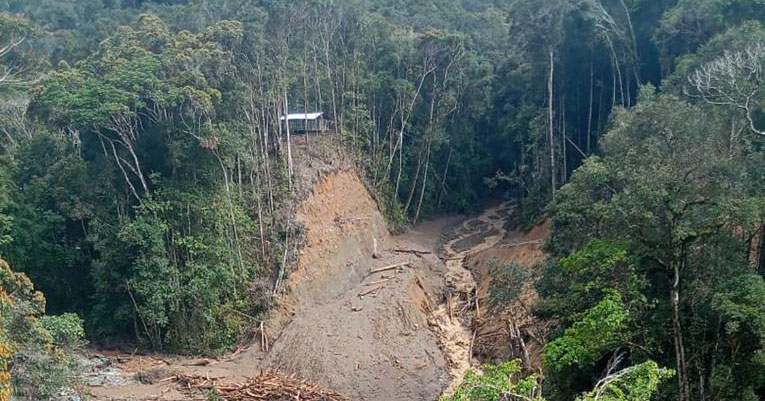 印尼西巴布亚省洪水和山体滑坡致6人死亡