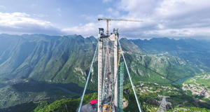 贵州花江峡谷大桥预计今年下半年建成
