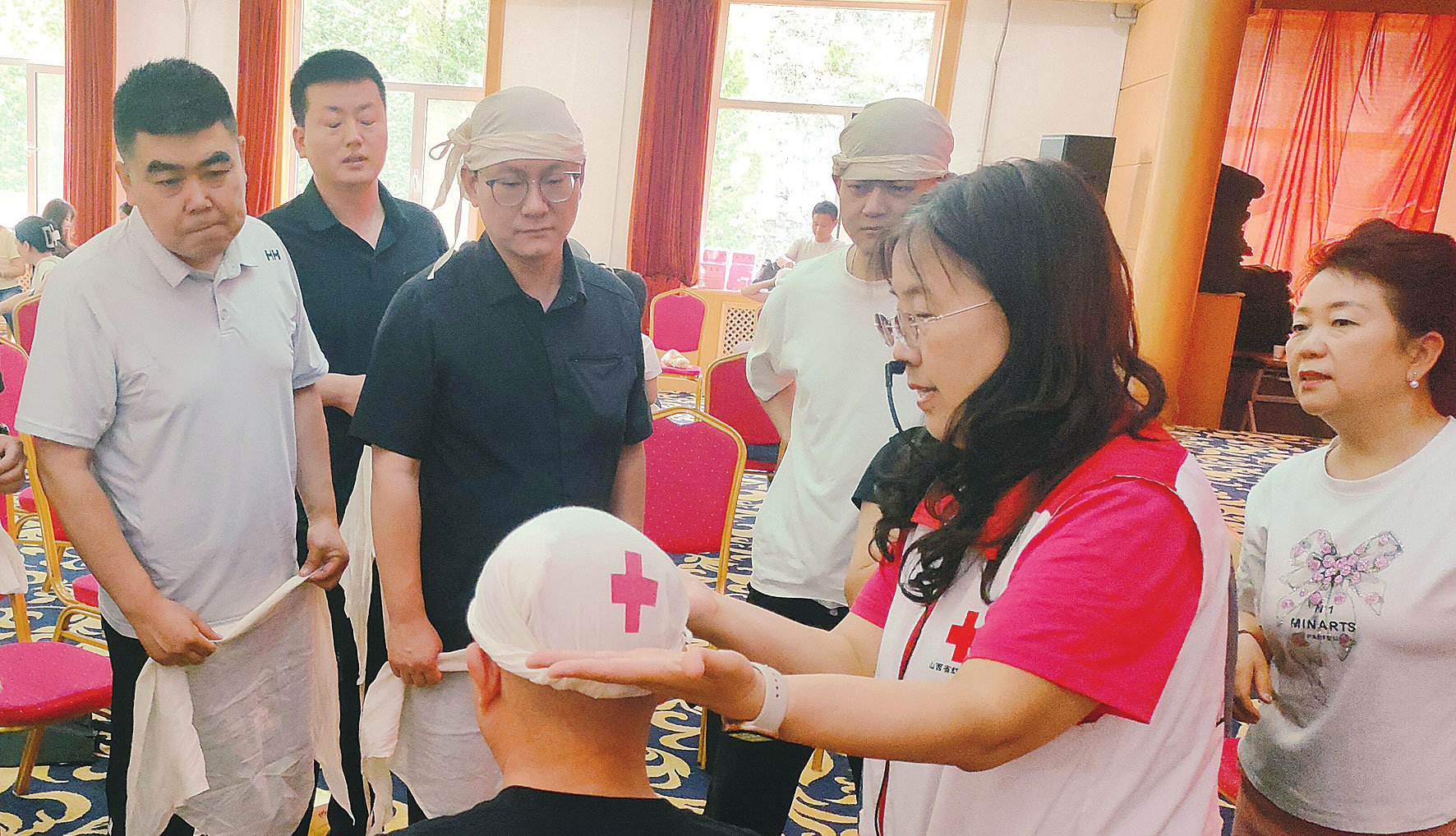 省直机关工会工委举办两期省直机关红十字救护员培训班
