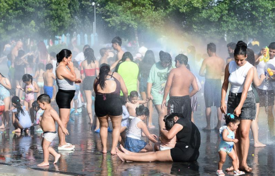 西班牙全境再迎热浪