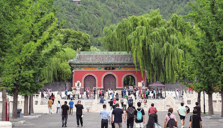 晋祠博物馆迎来大批游客