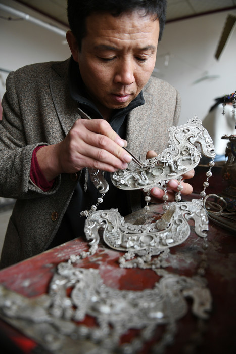 稷山：传统银饰制作熠熠生辉+++-15005.jpg