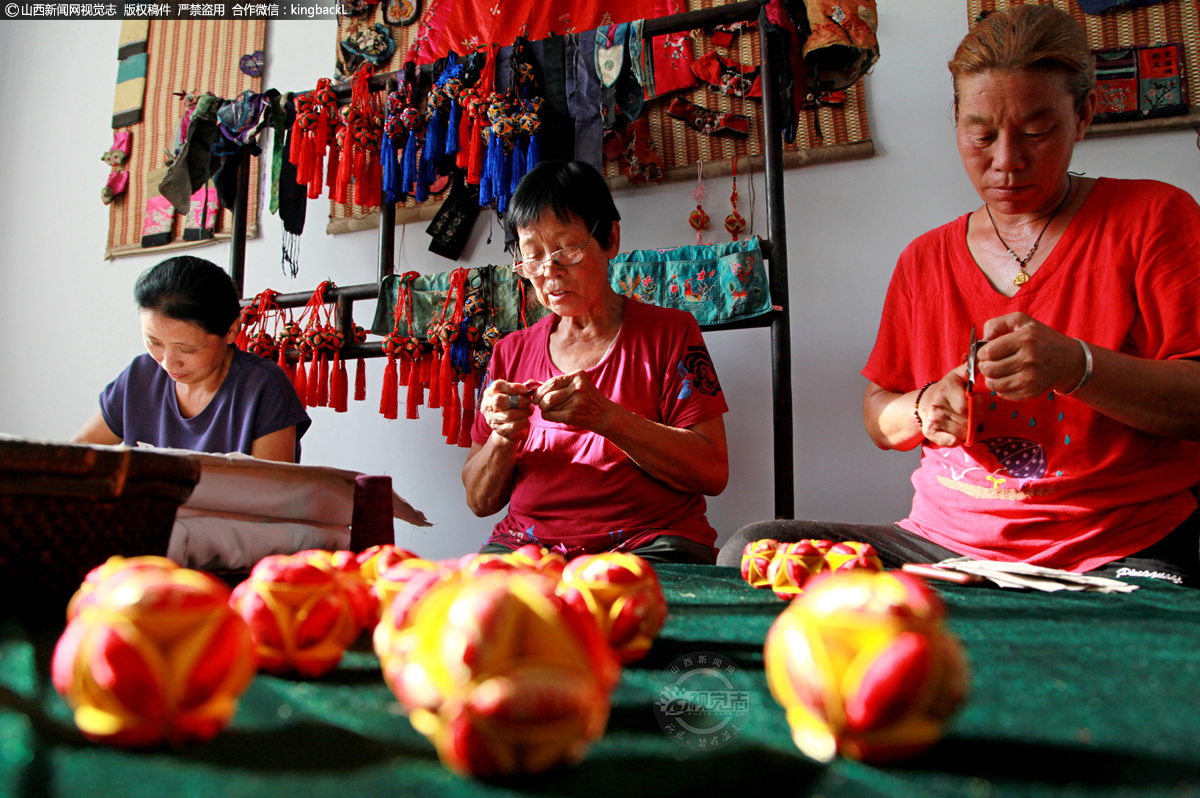 ���ӥ�¸�y����@�����ĥΤ�u�_��C