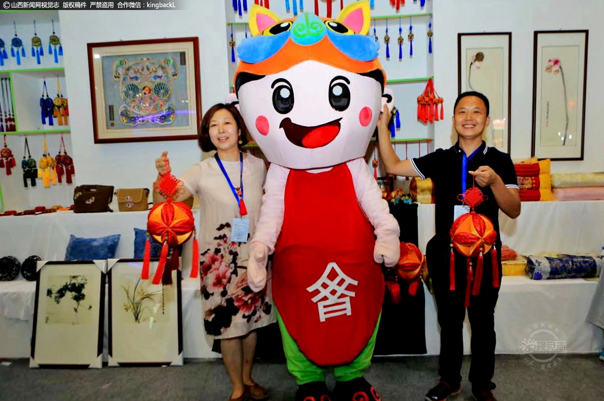 2017�~8��A���ӥ�¸�y���ѥ[�F�ĤT���s��٤�Ʋ��~�����|�A�ް_�F�j�a���s�x���`�C