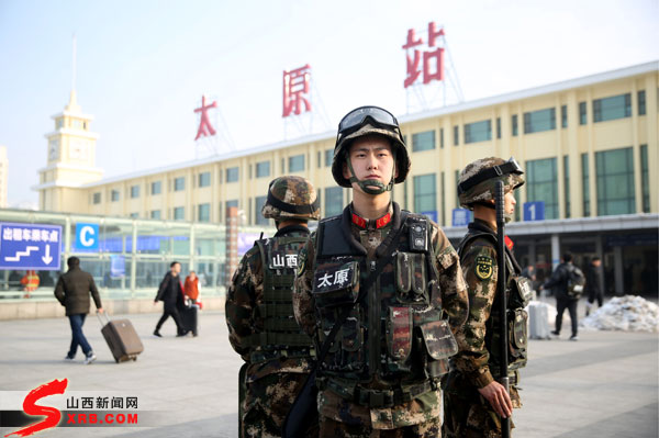 春运启幕太原武警官兵护航温暖回家路