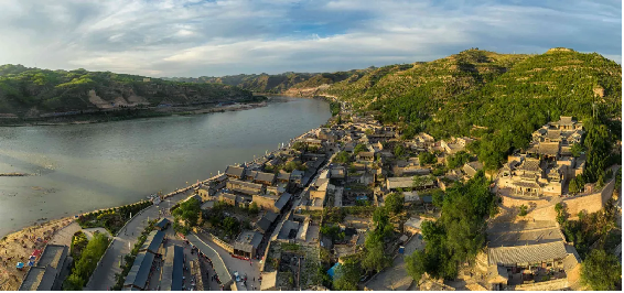 2024中国碛口半程马拉松赛黄河之滨的奔跑盛宴