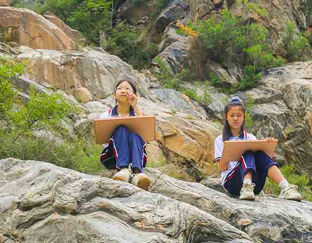 山间写生 描绘美景