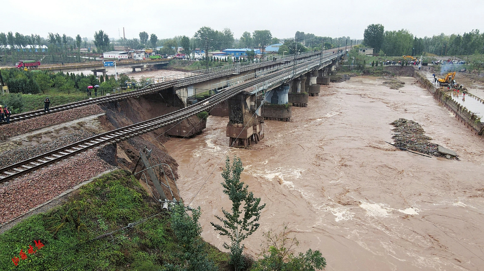 南同蒲铁路中断800余人奔赴现场紧急抢修