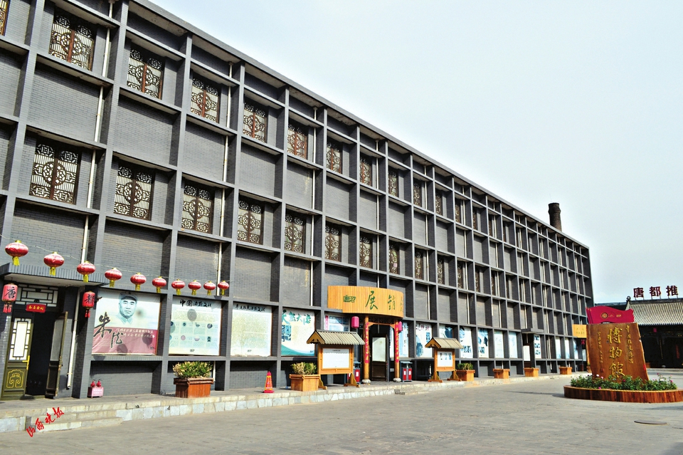 平遥唐都推光漆艺博物馆精雕细推幻如真