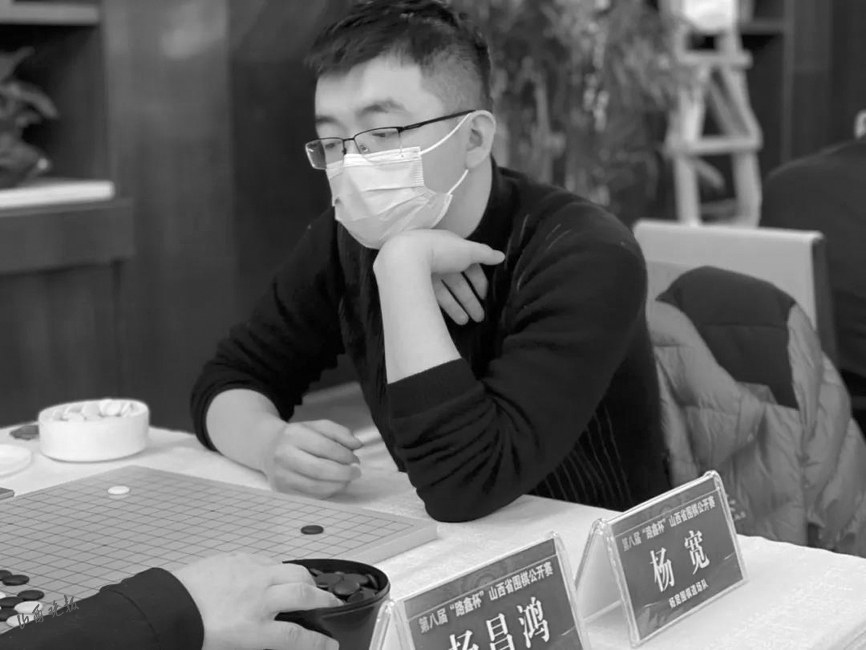 杨宽6段一人夺得两项冠军