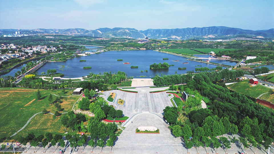 建现代化开放新城蹚高质量转型新路