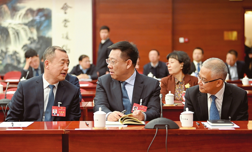 图①(左起)薛明耀,刘文华