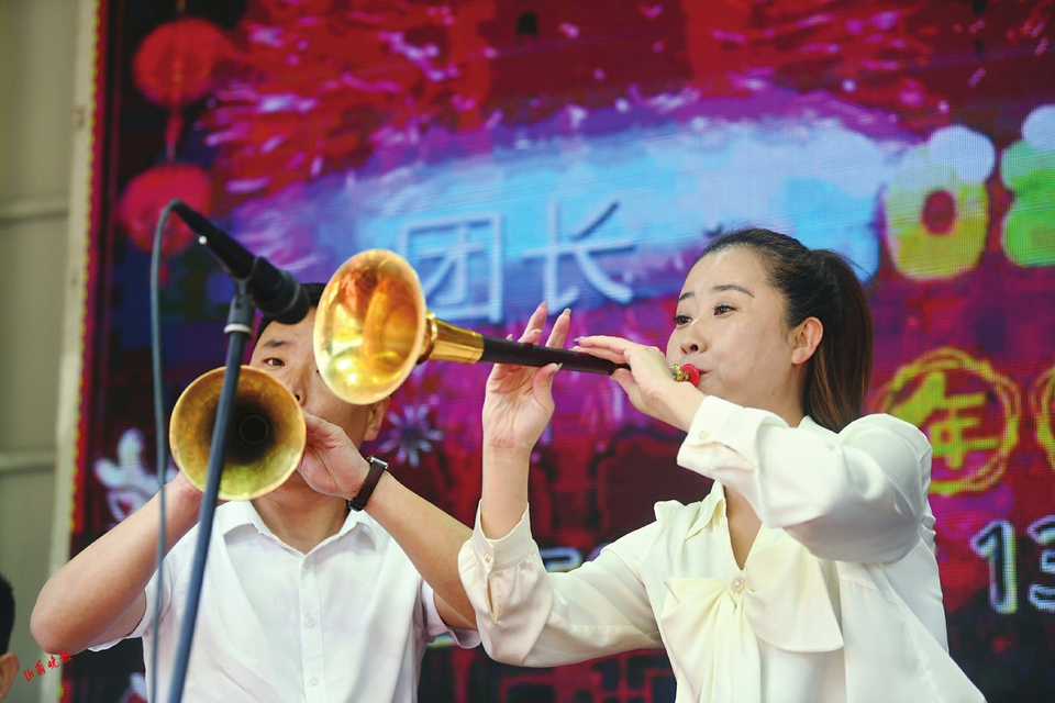 拍摄:钟清  制作:李慧辰近日,在静乐县娘子神乡西会村,恰逢一年一度