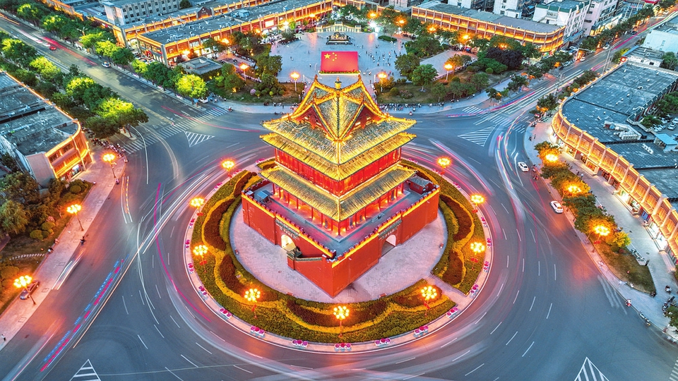 航拍镜头下的临汾鼓楼 - 山西新闻网